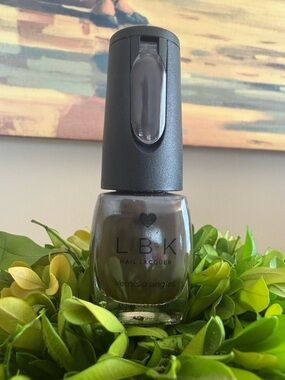 L·B·K 💅NAIL💅 LACQUER GEL-LIKE VEGAN FORMULA LBK15 LOYAL JENNA 🌟NEW🌟
